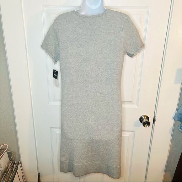 Sandra Darren Short Sleeve Faux Pearl Neck Mini Sweater Dress Gray M NWT - Picture 8 of 12